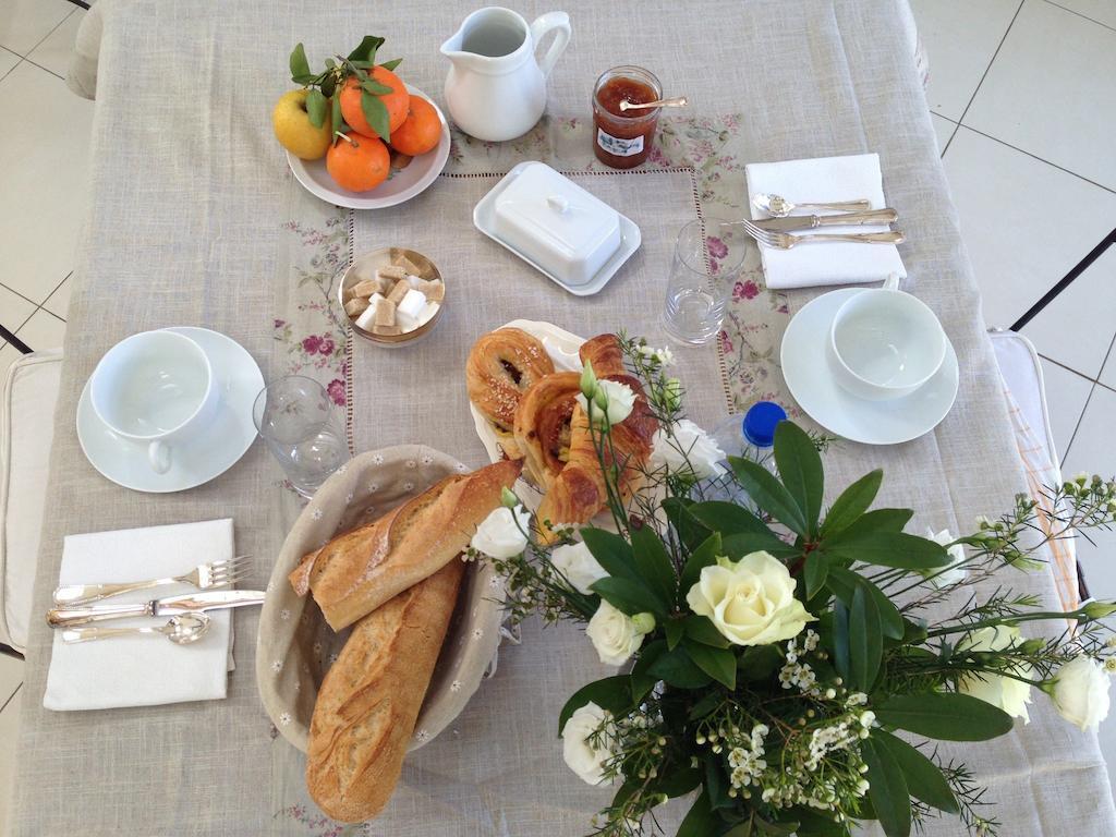 Les Camelias Bed and Breakfast Lalinde Buitenkant foto
